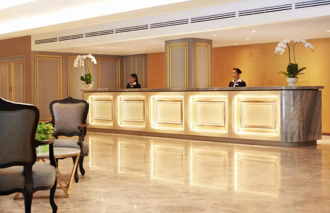 Cosmo Hotel